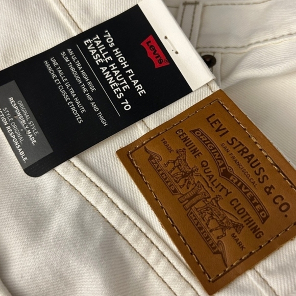 Levi's Cream Flare & Wide Leg Jeans - Picture 6 of 10